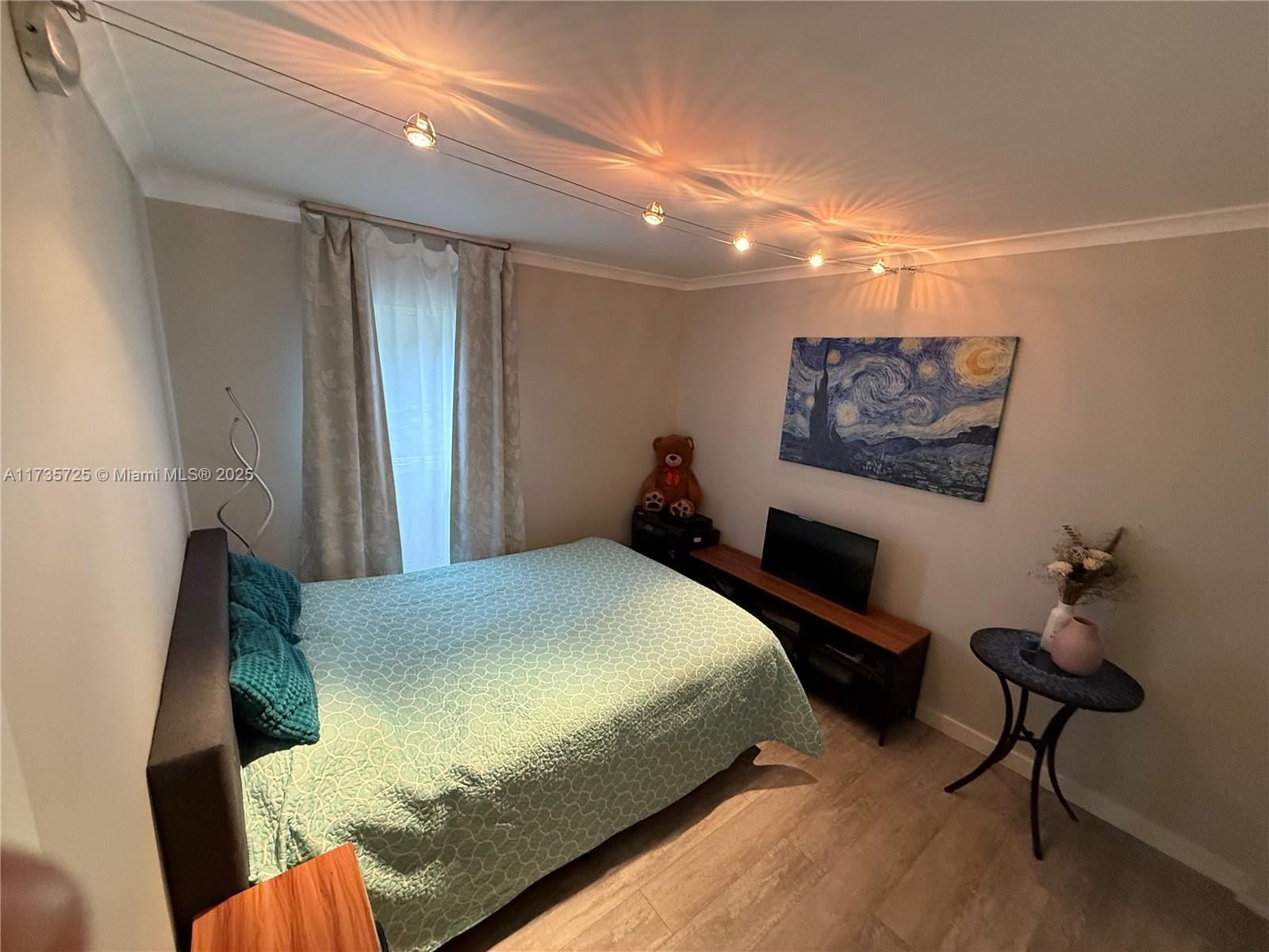 EMBARCADERO CONDO - Residential