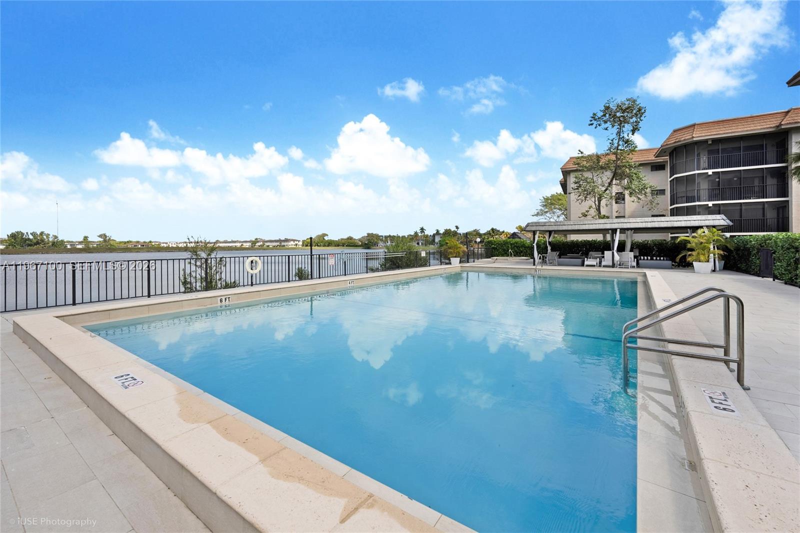 SUMMERTREE VILG CALIF CL - Residential