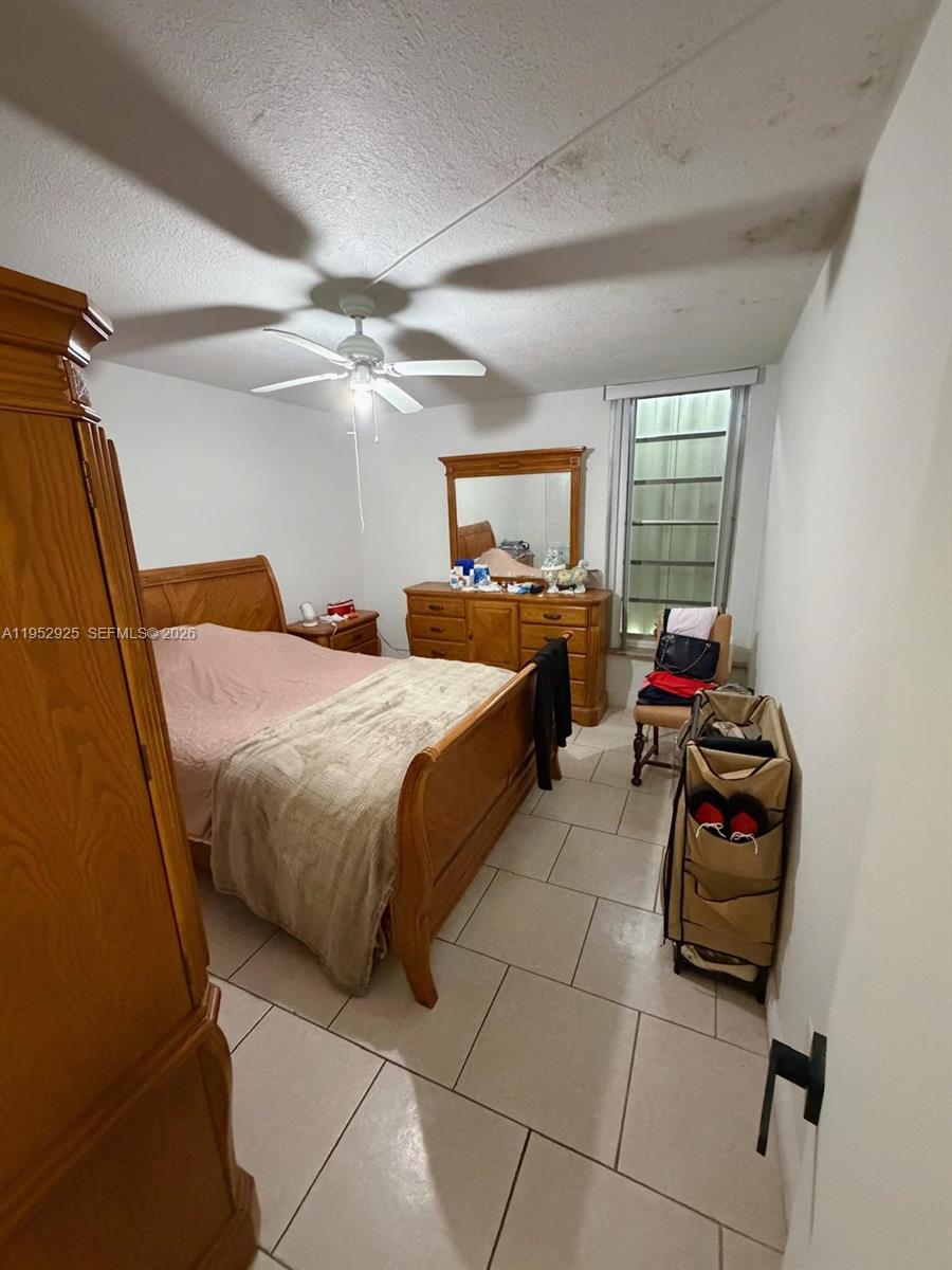 THE GREENS CONDO - Residential