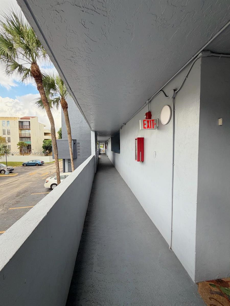 THE GREENS CONDO - Residential