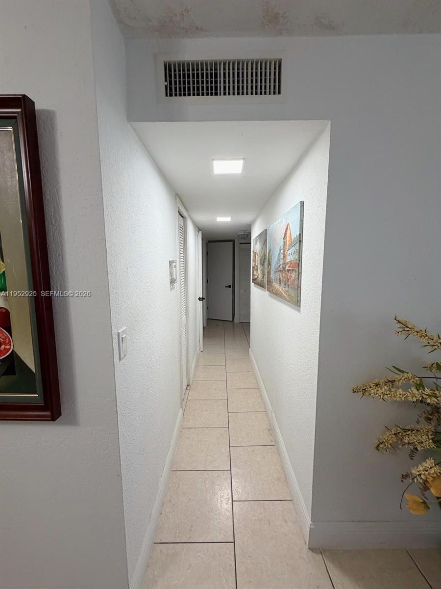 THE GREENS CONDO - Residential