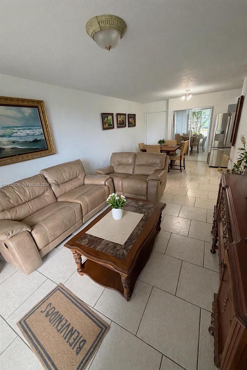 THE GREENS CONDO - Residential