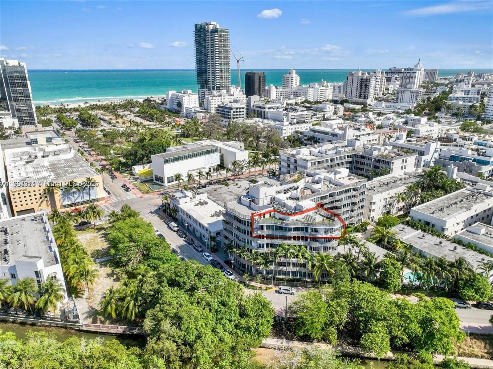 Property for Sale at 2155 Washington Ct 607, Miami Beach, Miami-Dade County, Florida - Bedrooms: 2 
Bathrooms: 2  - $1,400,000