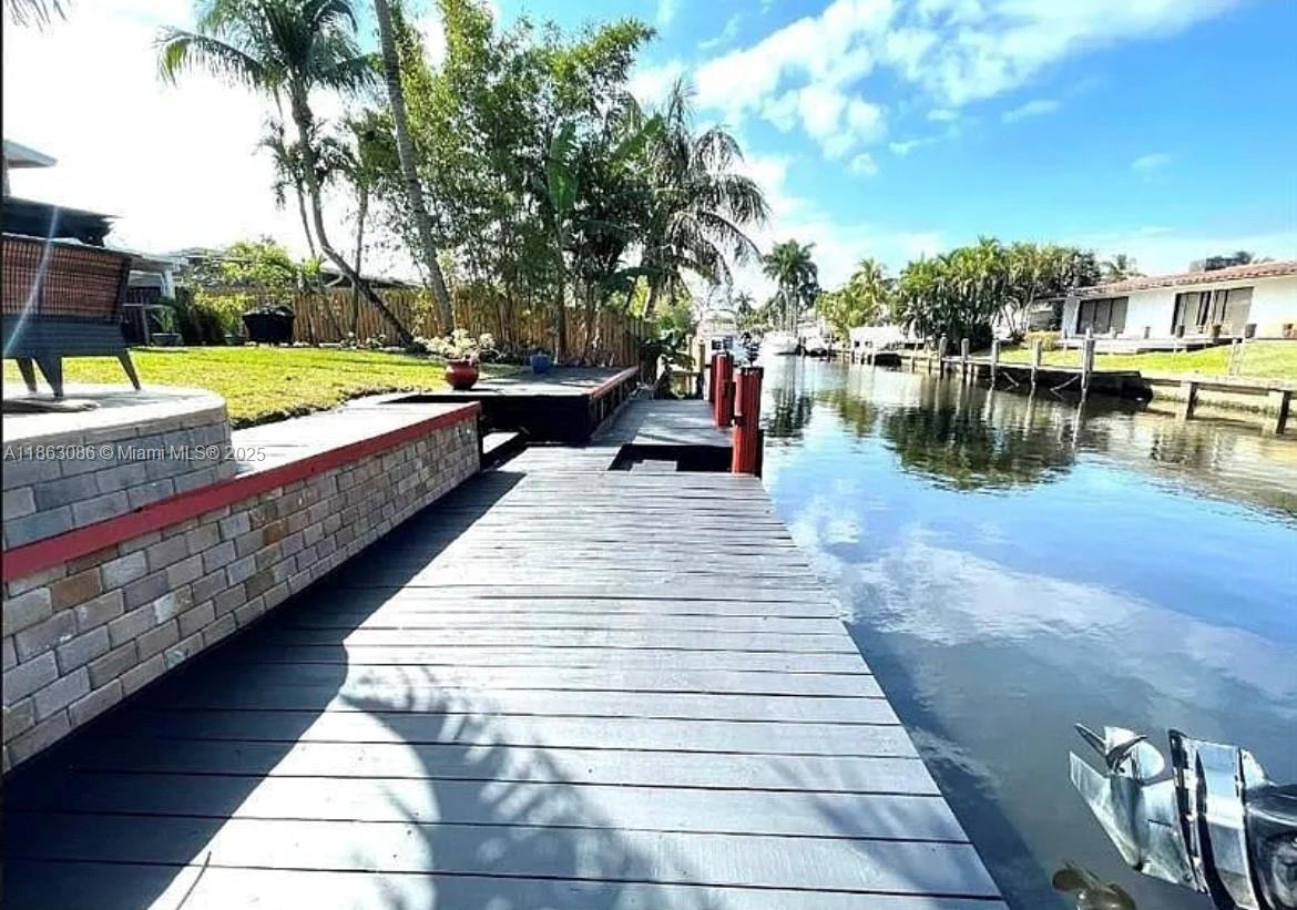 LAUDERDALE ISLES NO 2-BLK - Residential Lease