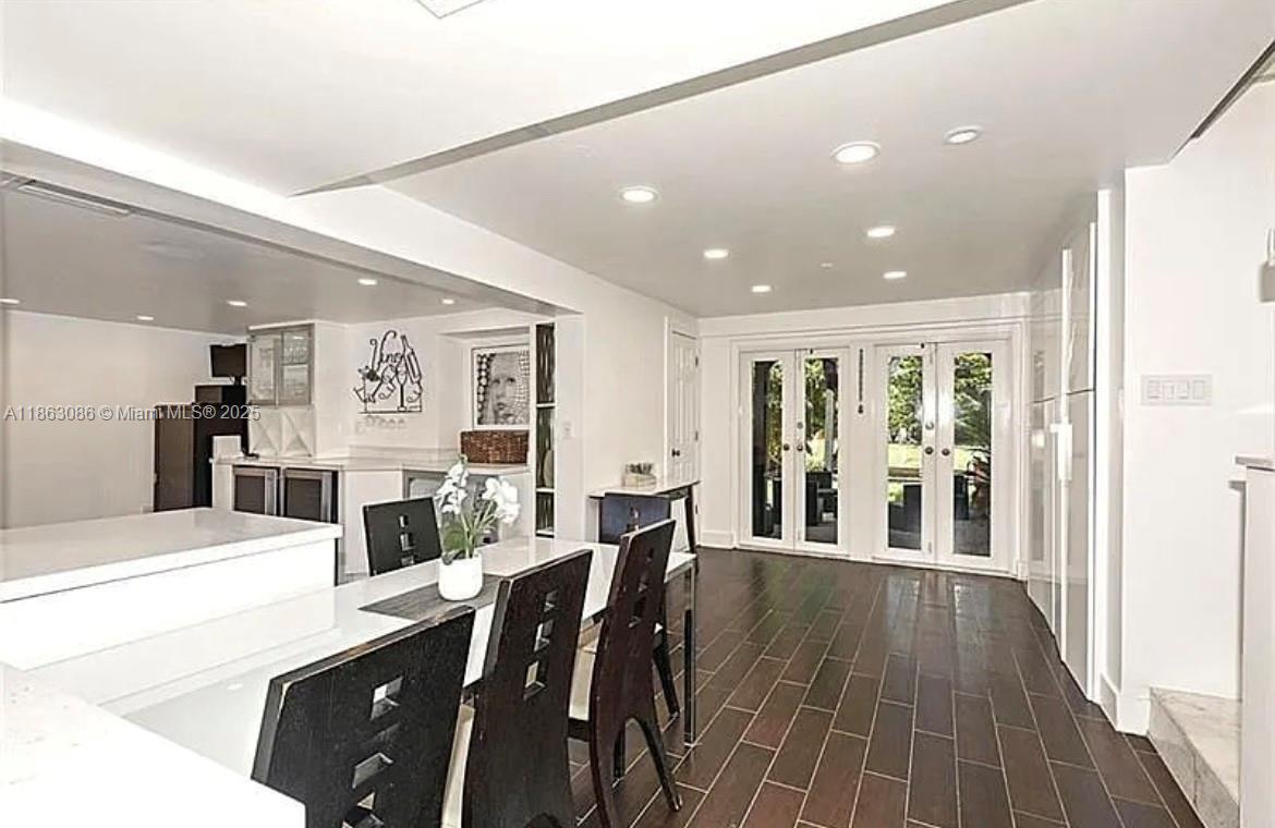 LAUDERDALE ISLES NO 2-BLK - Residential Lease