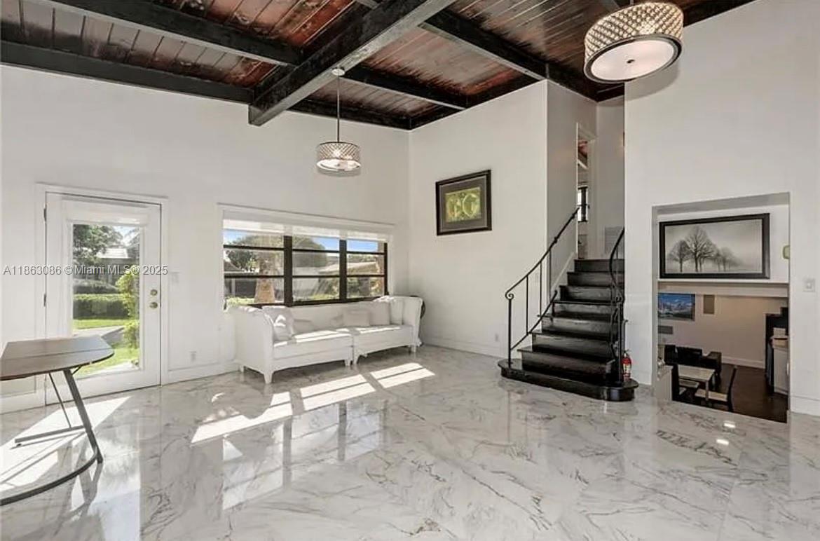 LAUDERDALE ISLES NO 2-BLK - Residential Lease