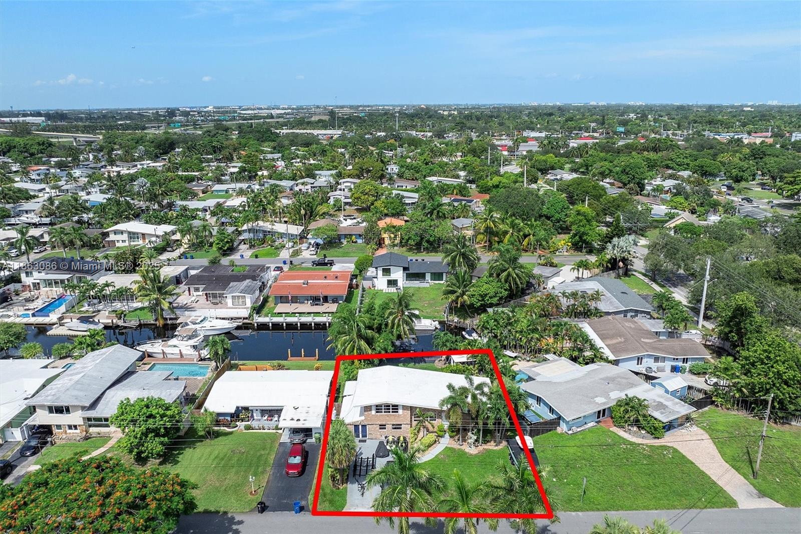 LAUDERDALE ISLES NO 2-BLK - Residential Lease