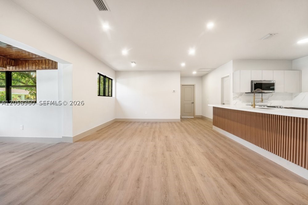 450 NW 140th St