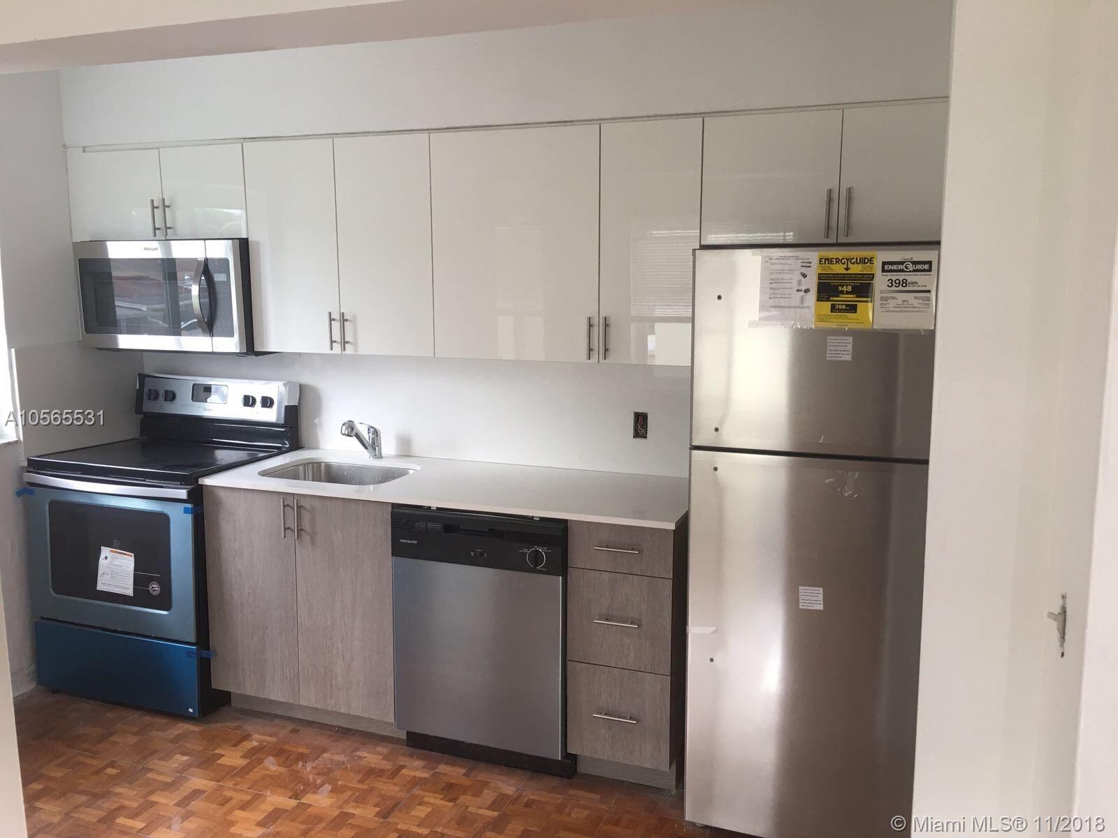 ENGLEWOOD - Residential Lease