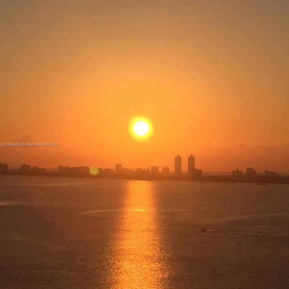 Miami, Florida 33137, United States, 1 Bedroom Bedrooms, ,2 BathroomsBathrooms,Residential,Active,89251