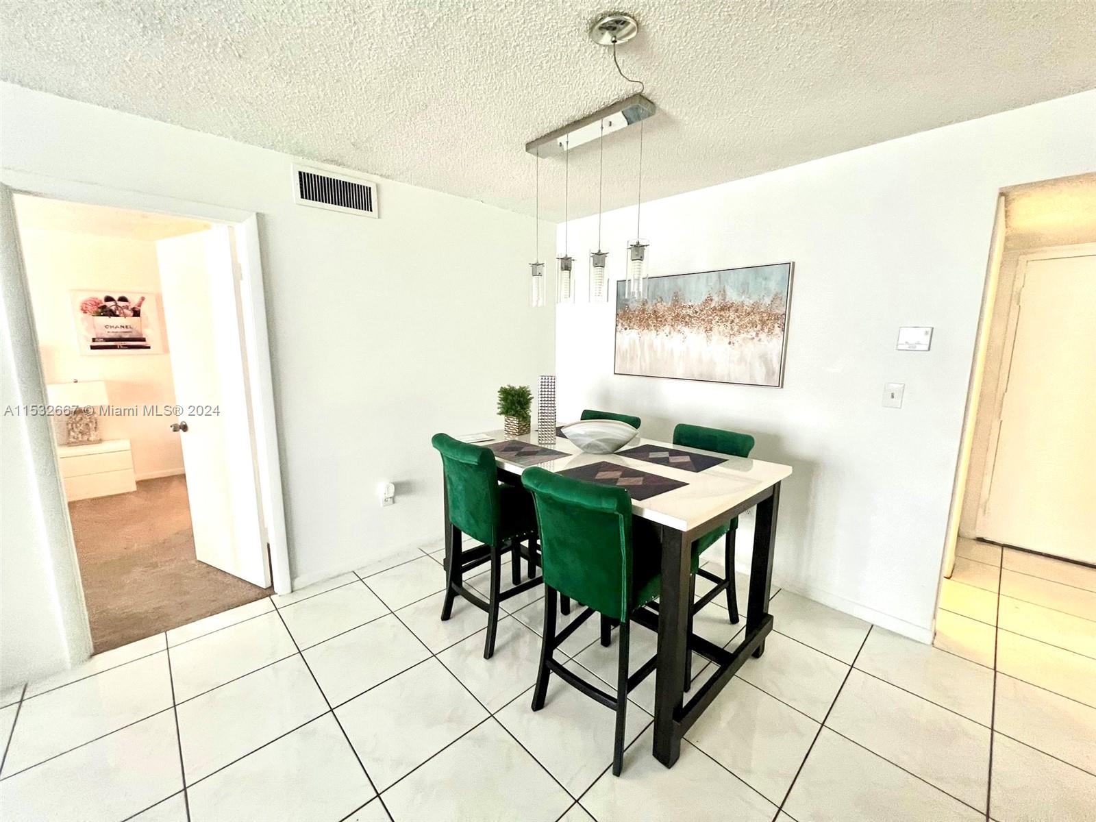 WILSHIRE CONDO - Residential