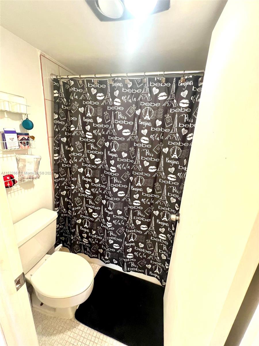 WILSHIRE CONDO - Residential