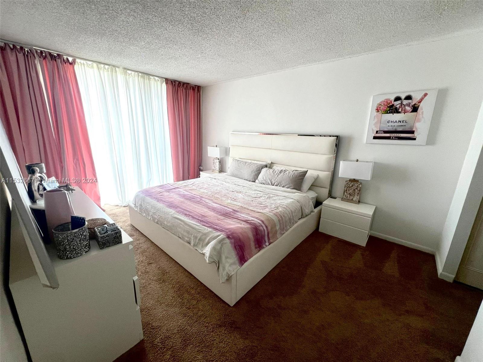 WILSHIRE CONDO - Residential