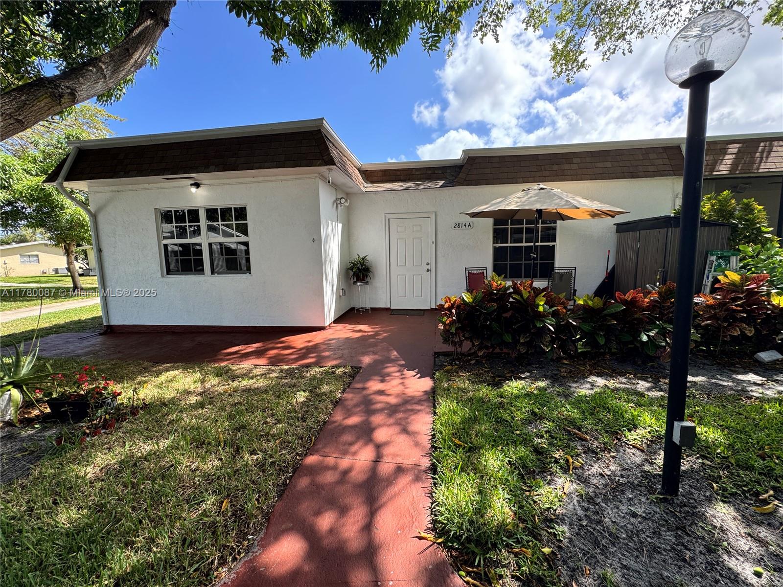 Property for Sale at 2814 Sw Natura Blvd A, Deerfield Beach, Broward County, Florida - Bedrooms: 2 
Bathrooms: 2  - $275,000