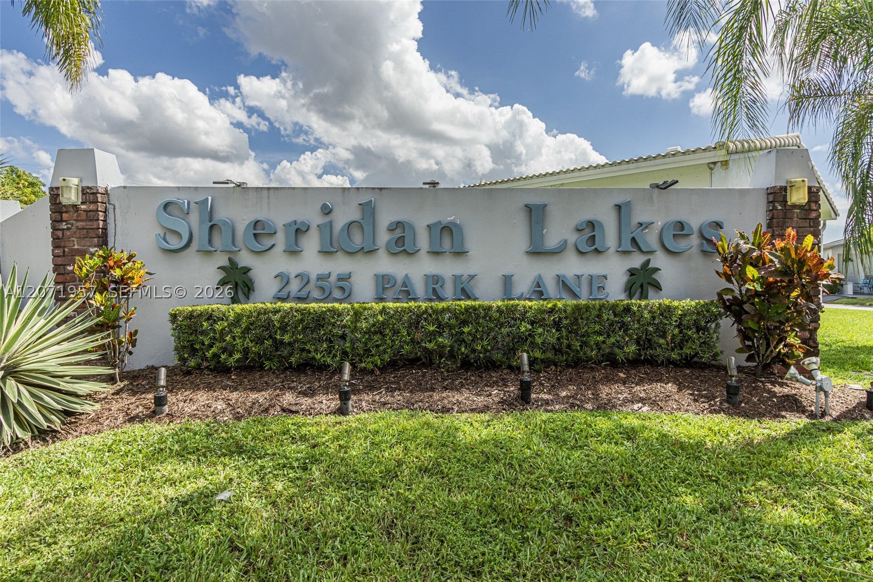 2223 Park Ln 314, Hollywood FL 33021