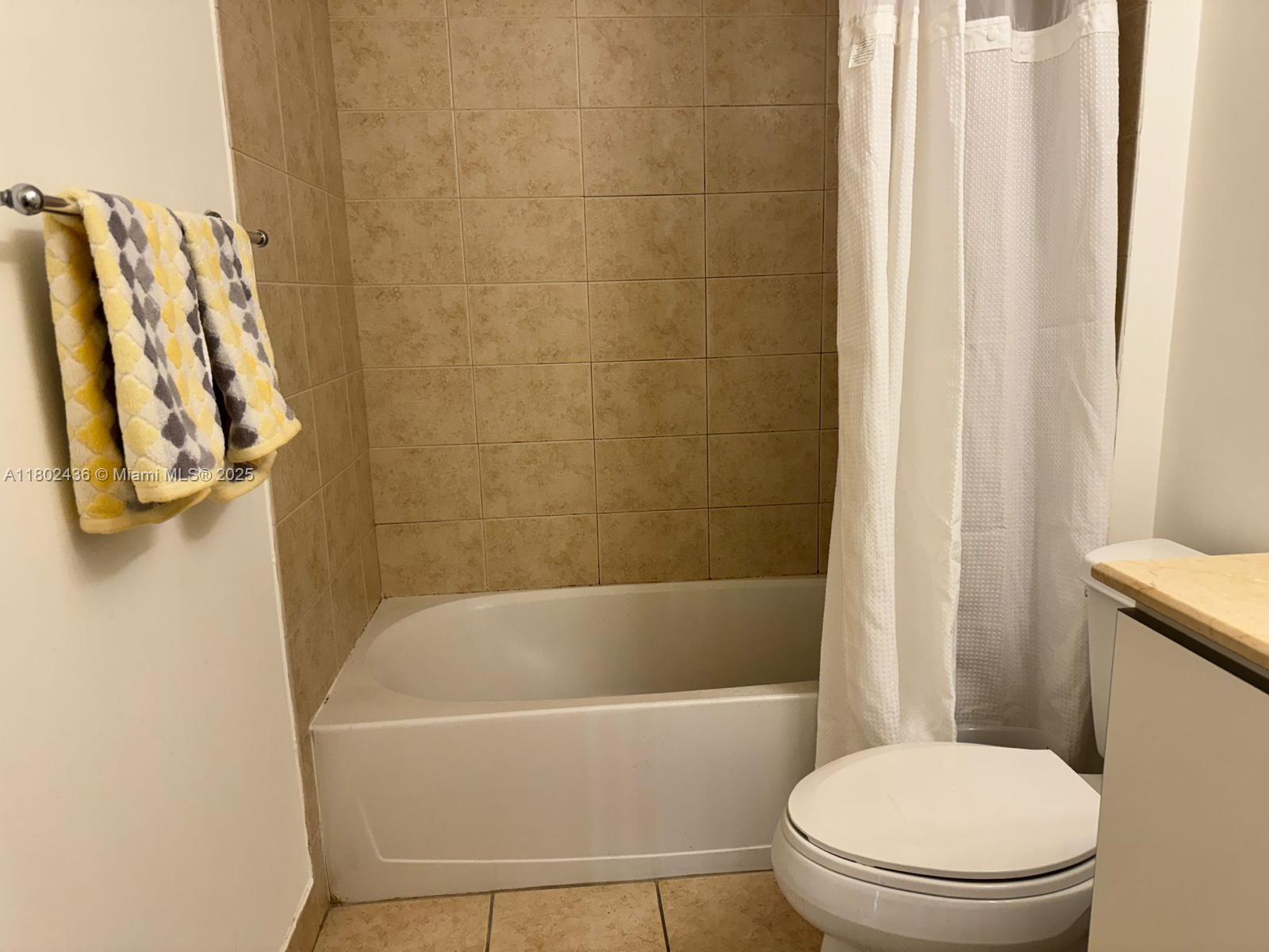 METROPOLIS II AT DADELAND - Residential