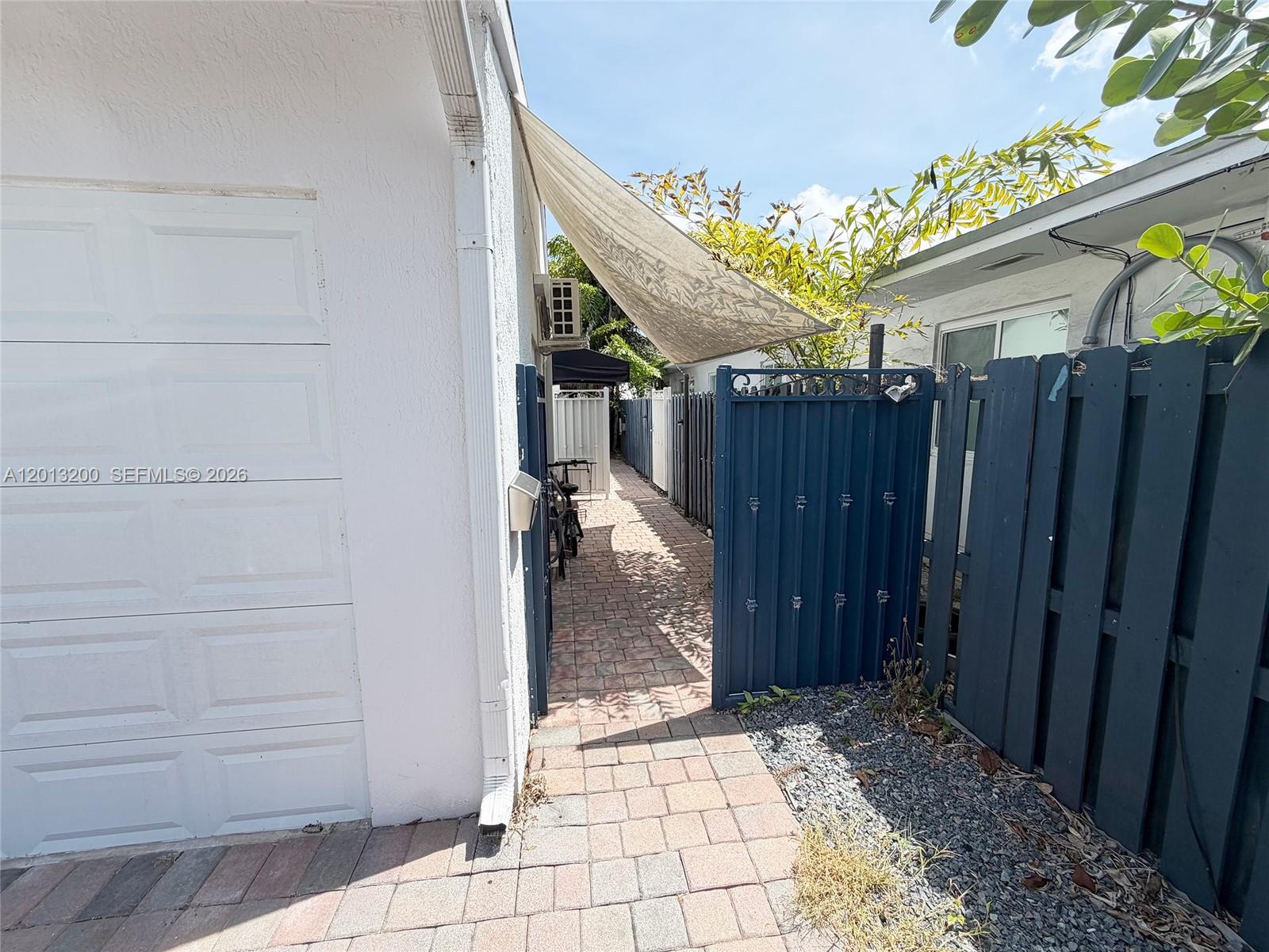PASADENA PARK SUB - Residential Lease