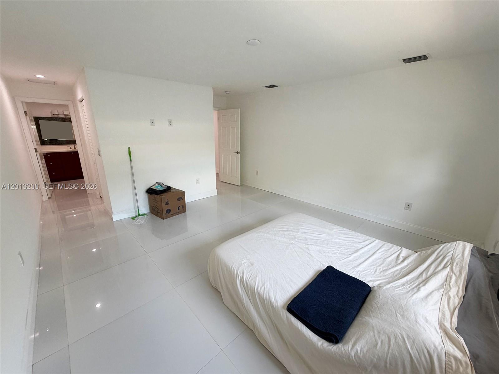 PASADENA PARK SUB - Residential Lease
