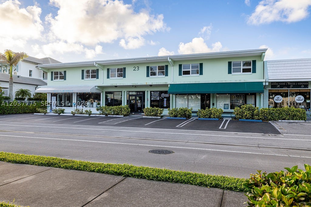 23 Royal Palm Pt B