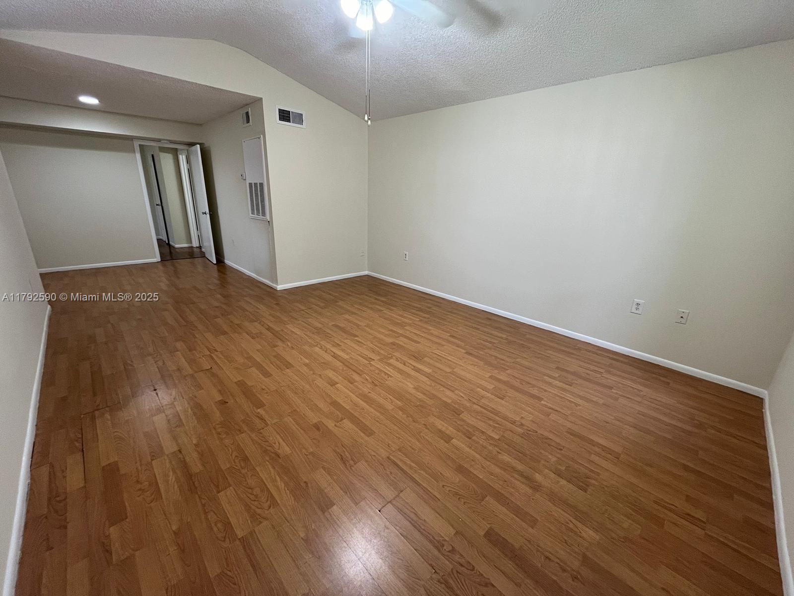 BISCAYNE BEACH CLUB CONDO - Residential