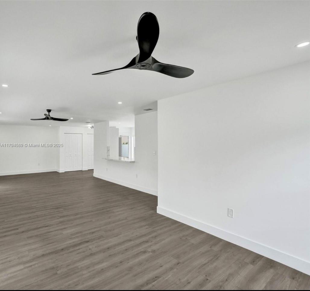 CORAL HIGHLANDS - Residential Lease