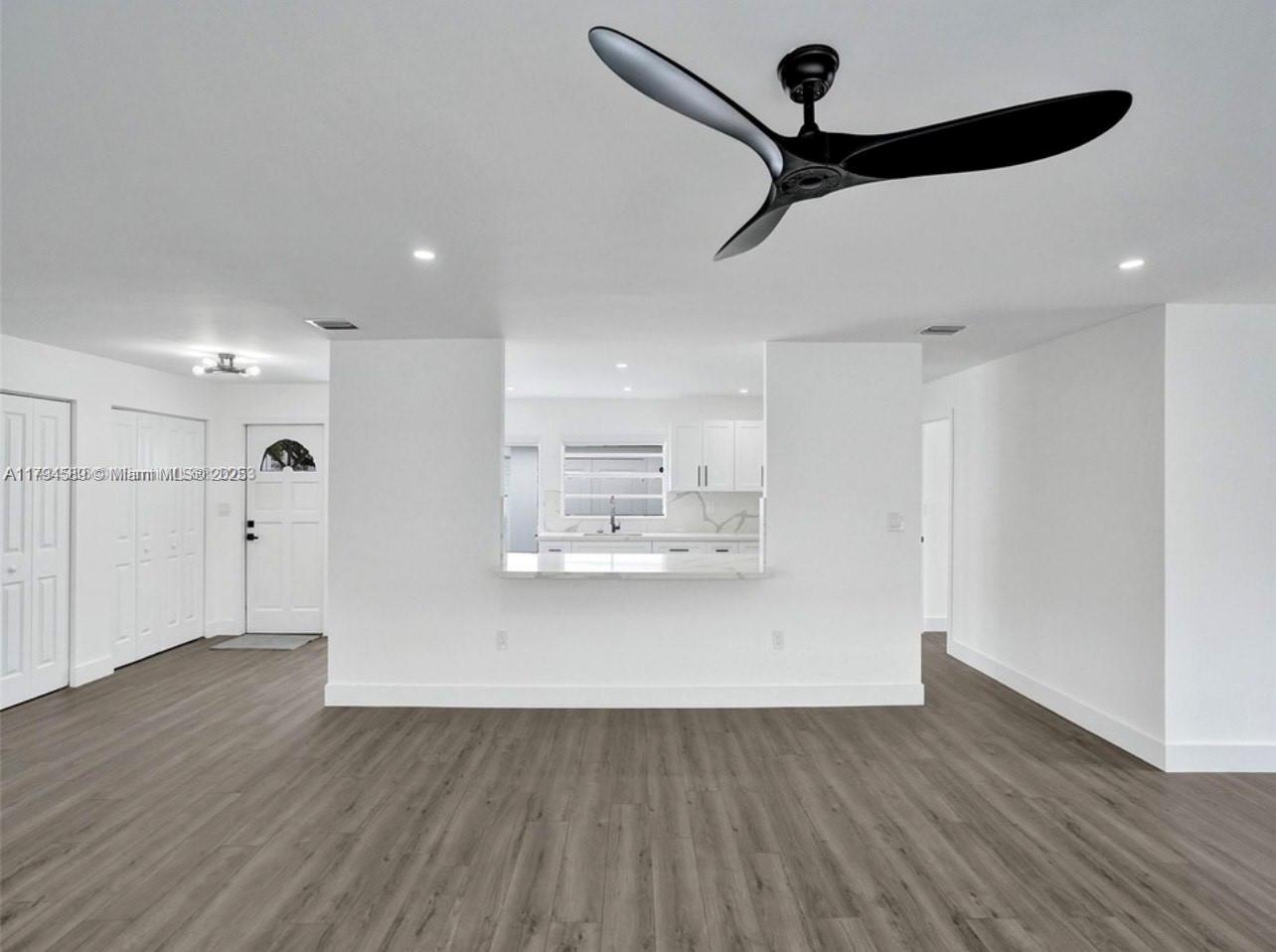 CORAL HIGHLANDS - Residential Lease