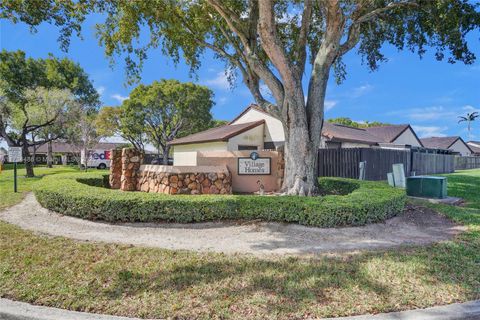 14945 SW 49th Ln 6G Miami FL 33185