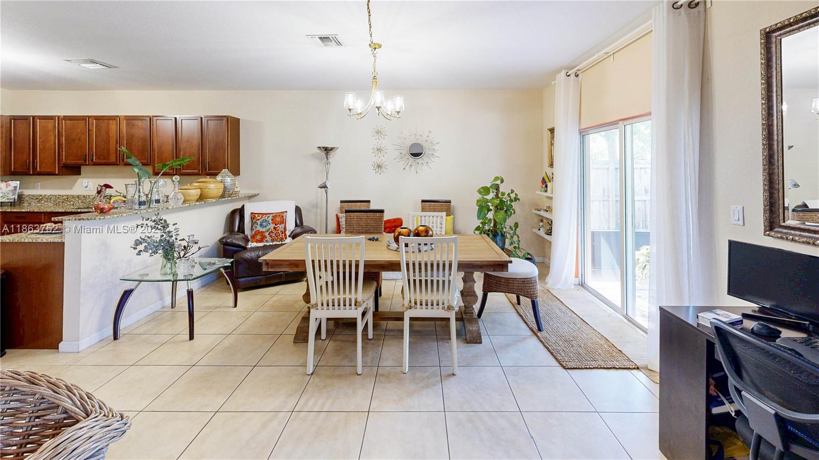 RAULS PLACE AT OASIS - Residential