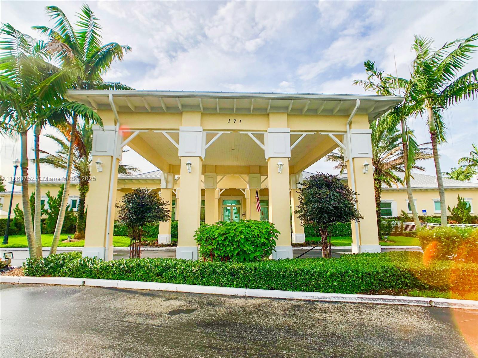 RAULS PLACE AT OASIS - Residential