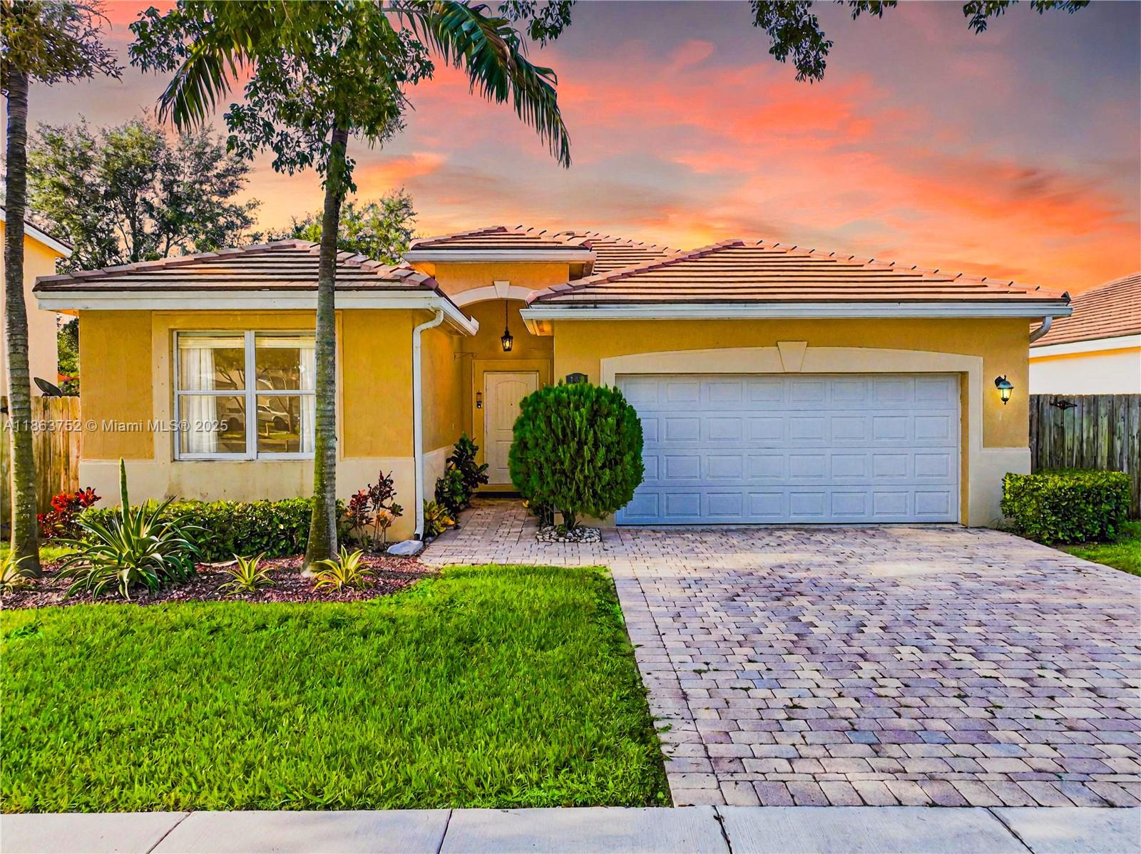 RAULS PLACE AT OASIS - Residential