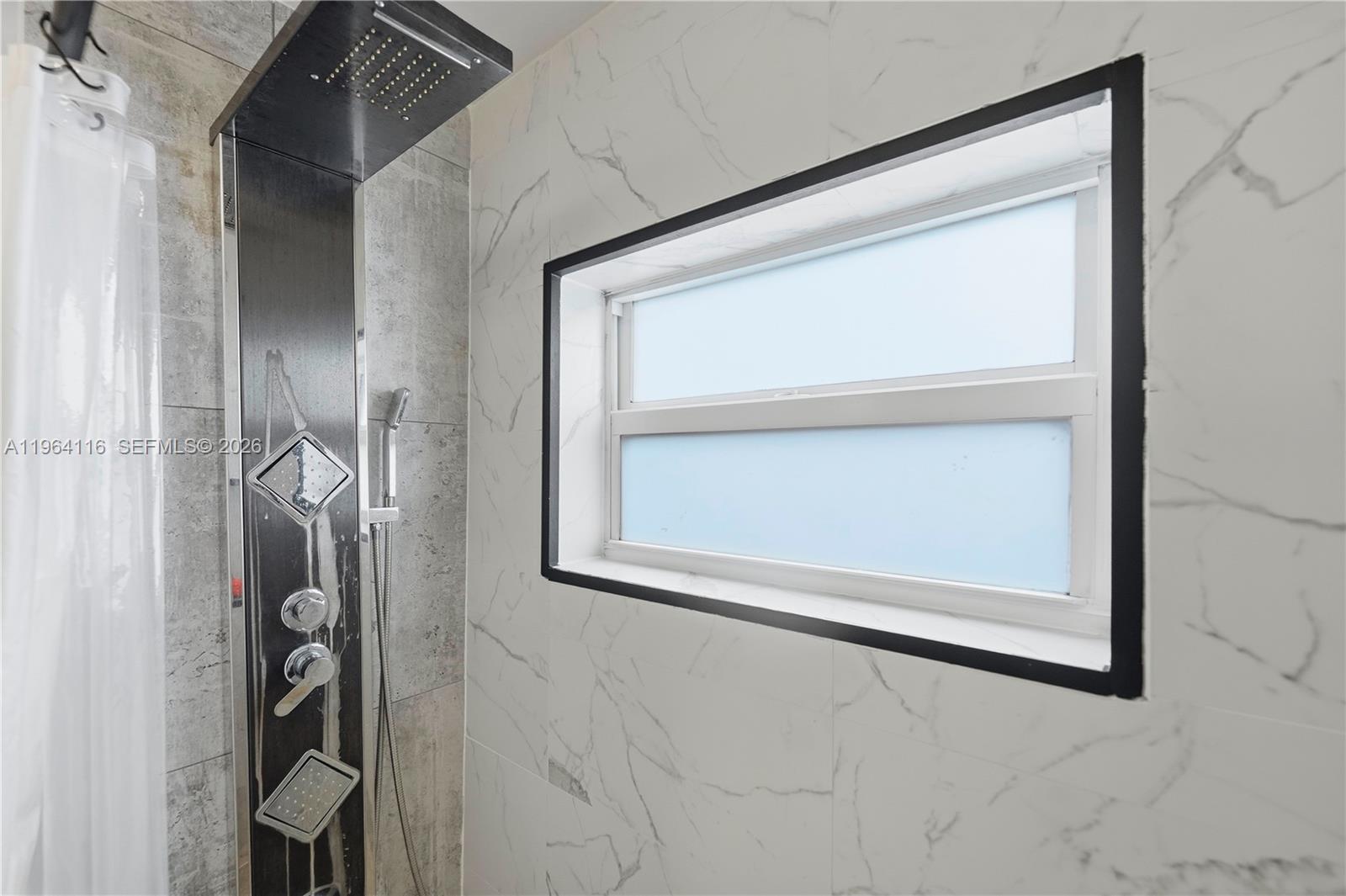 BONAVENTURE LAKES ADD 2 - Residential