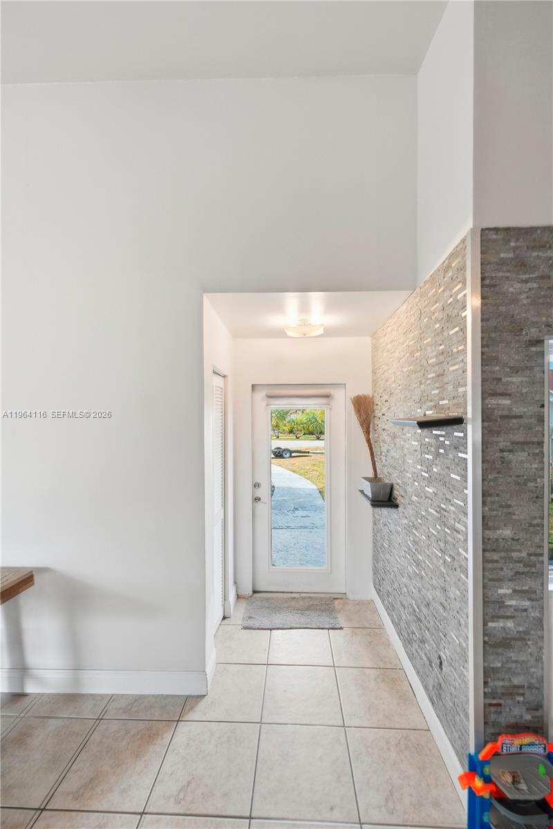 BONAVENTURE LAKES ADD 2 - Residential