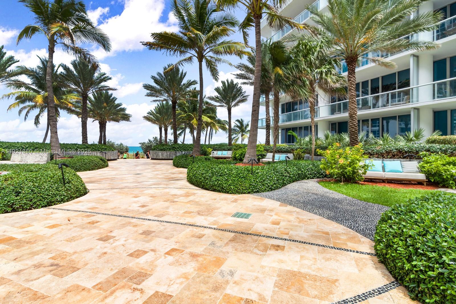 CENTRAL CARILLON BEACH CO - Residential Lease