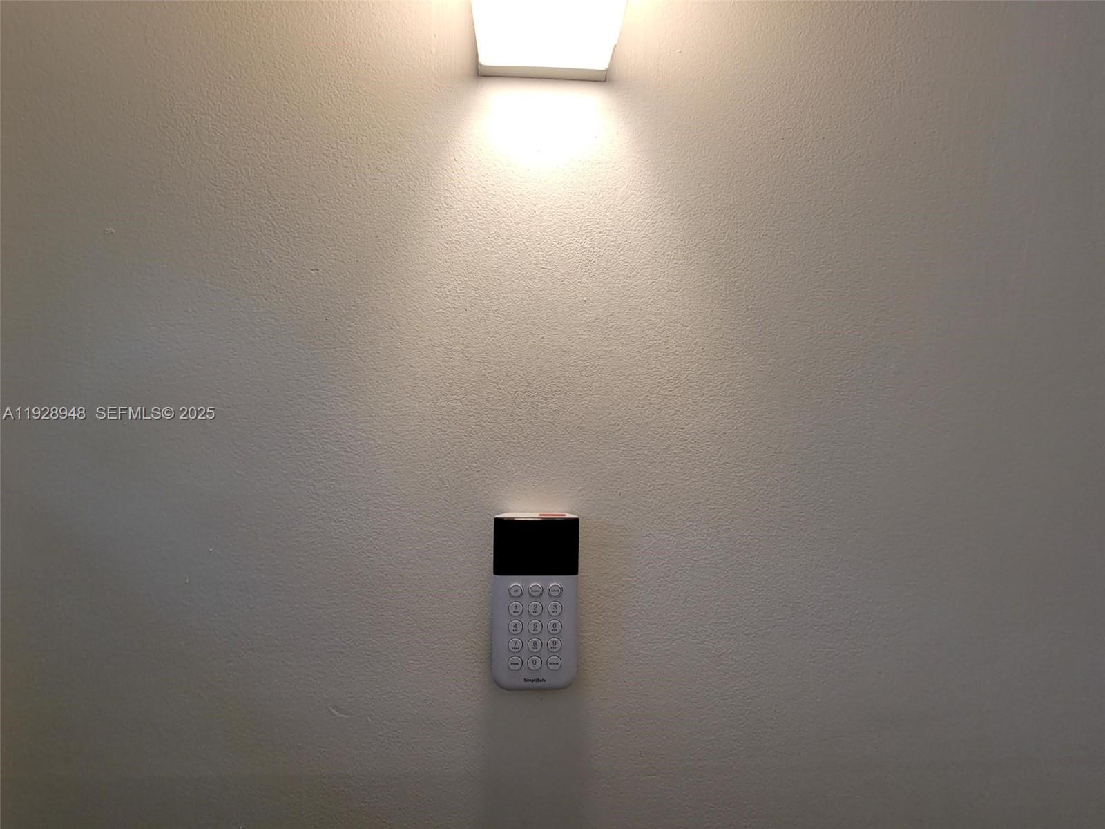 KILLIAN PINES TOWNHOUSES - Residential