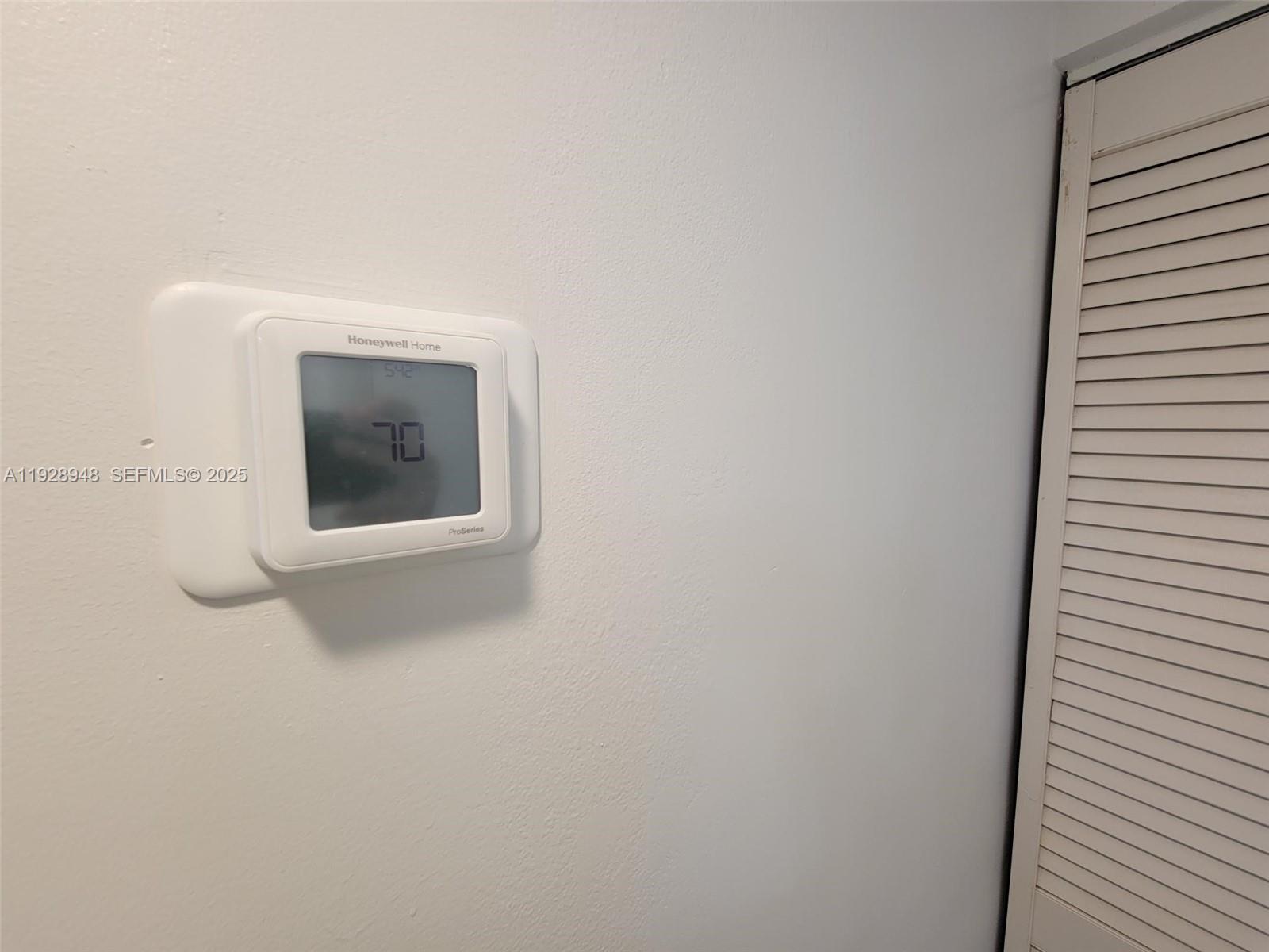 KILLIAN PINES TOWNHOUSES - Residential