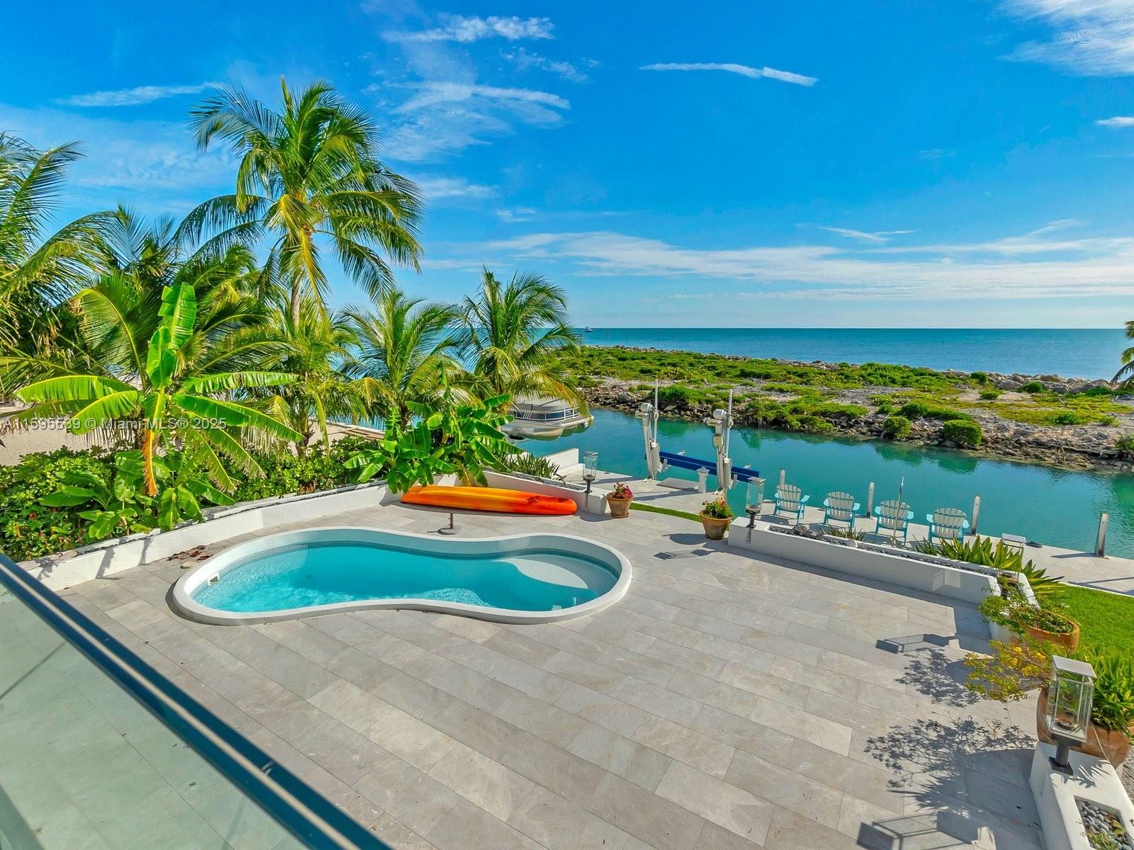 PLANTATION ISLAND - Residential