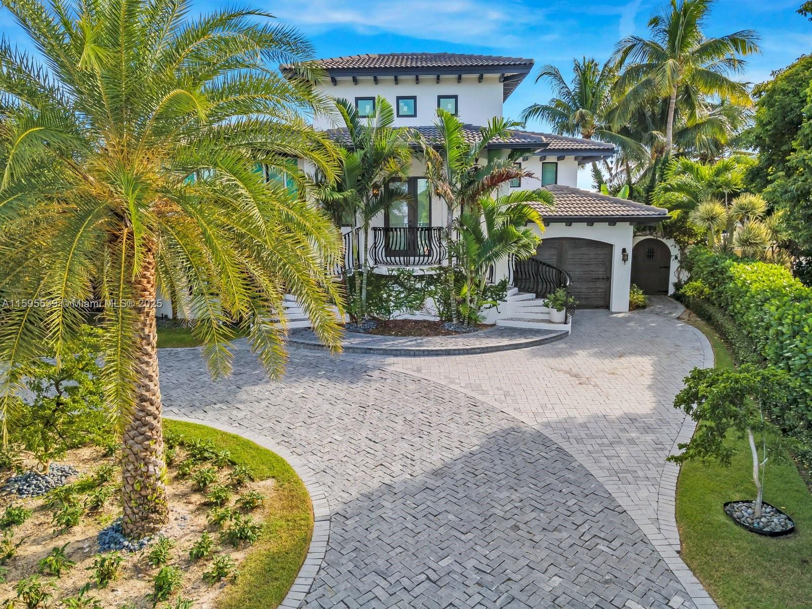 PLANTATION ISLAND - Residential