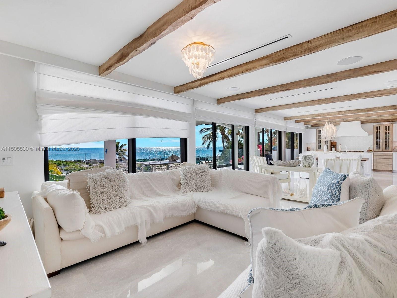 PLANTATION ISLAND - Residential