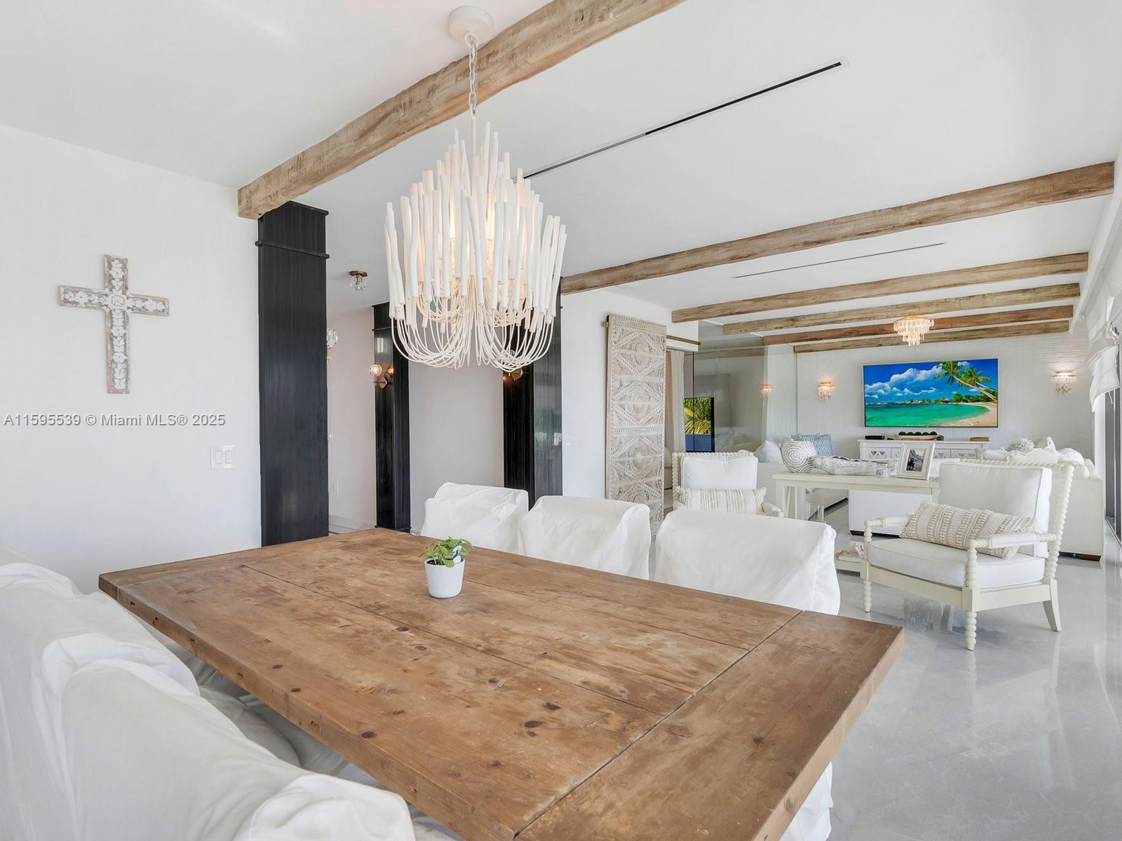 PLANTATION ISLAND - Residential