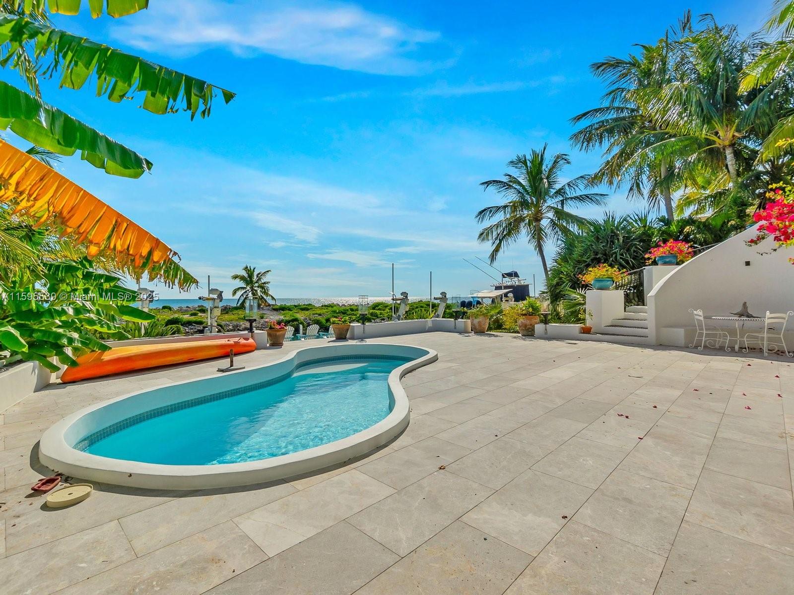 PLANTATION ISLAND - Residential