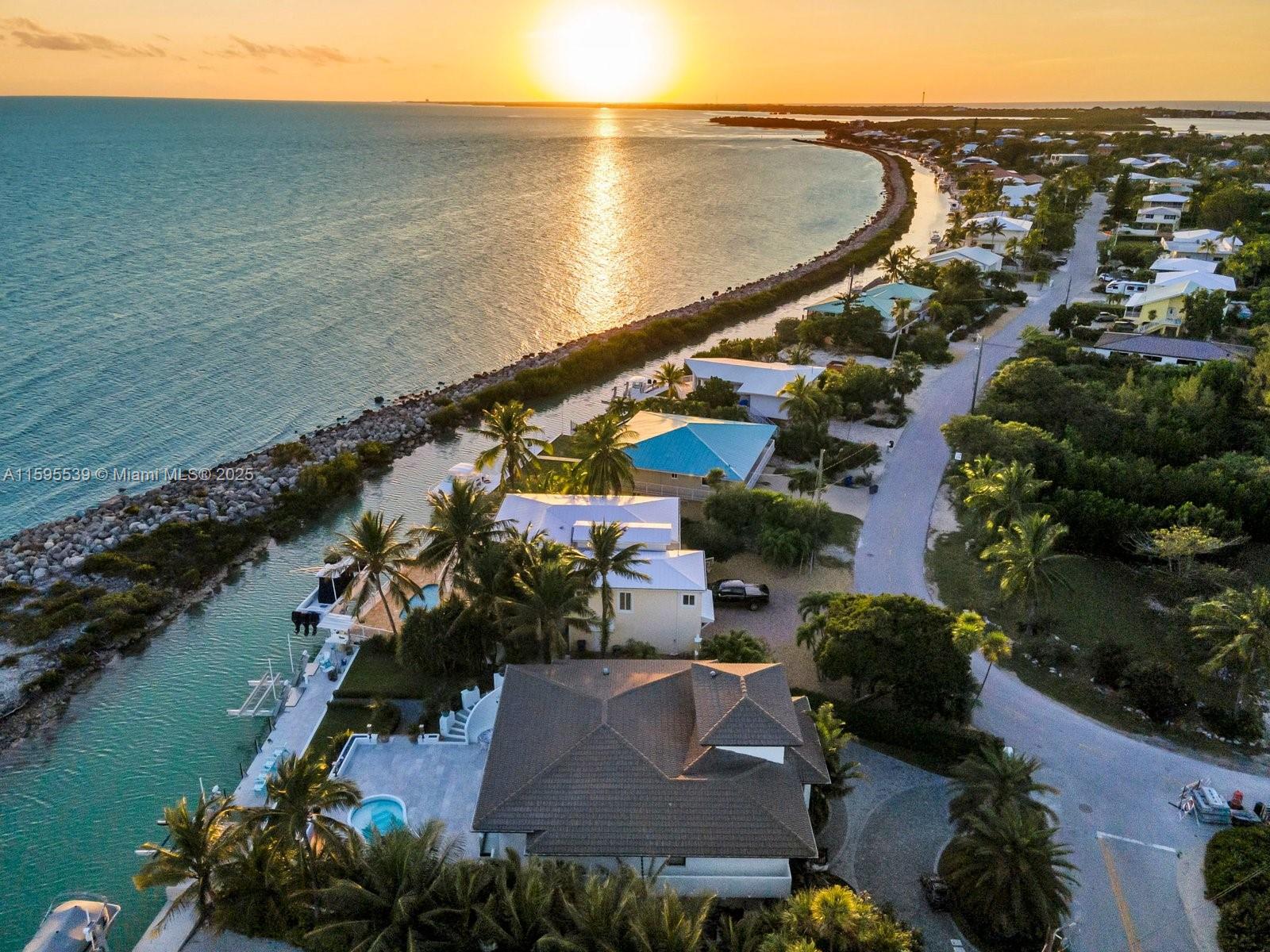 PLANTATION ISLAND - Residential