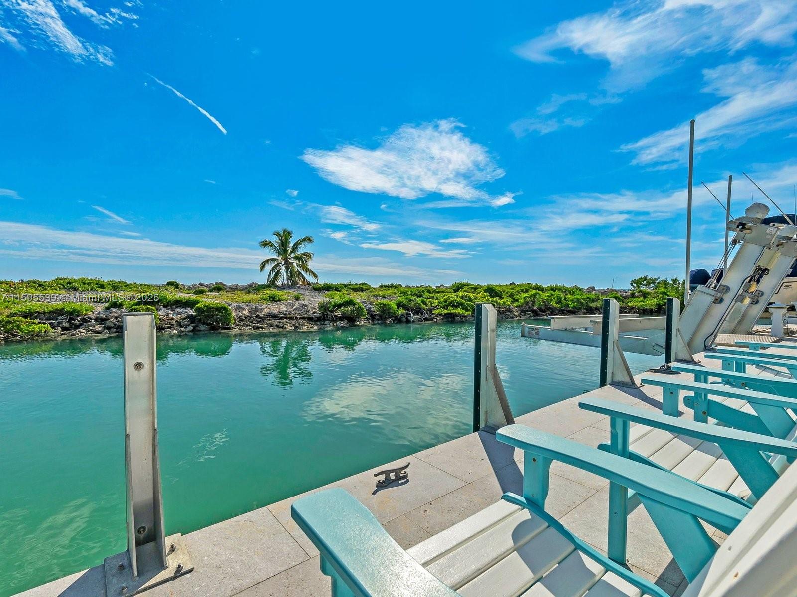 PLANTATION ISLAND - Residential