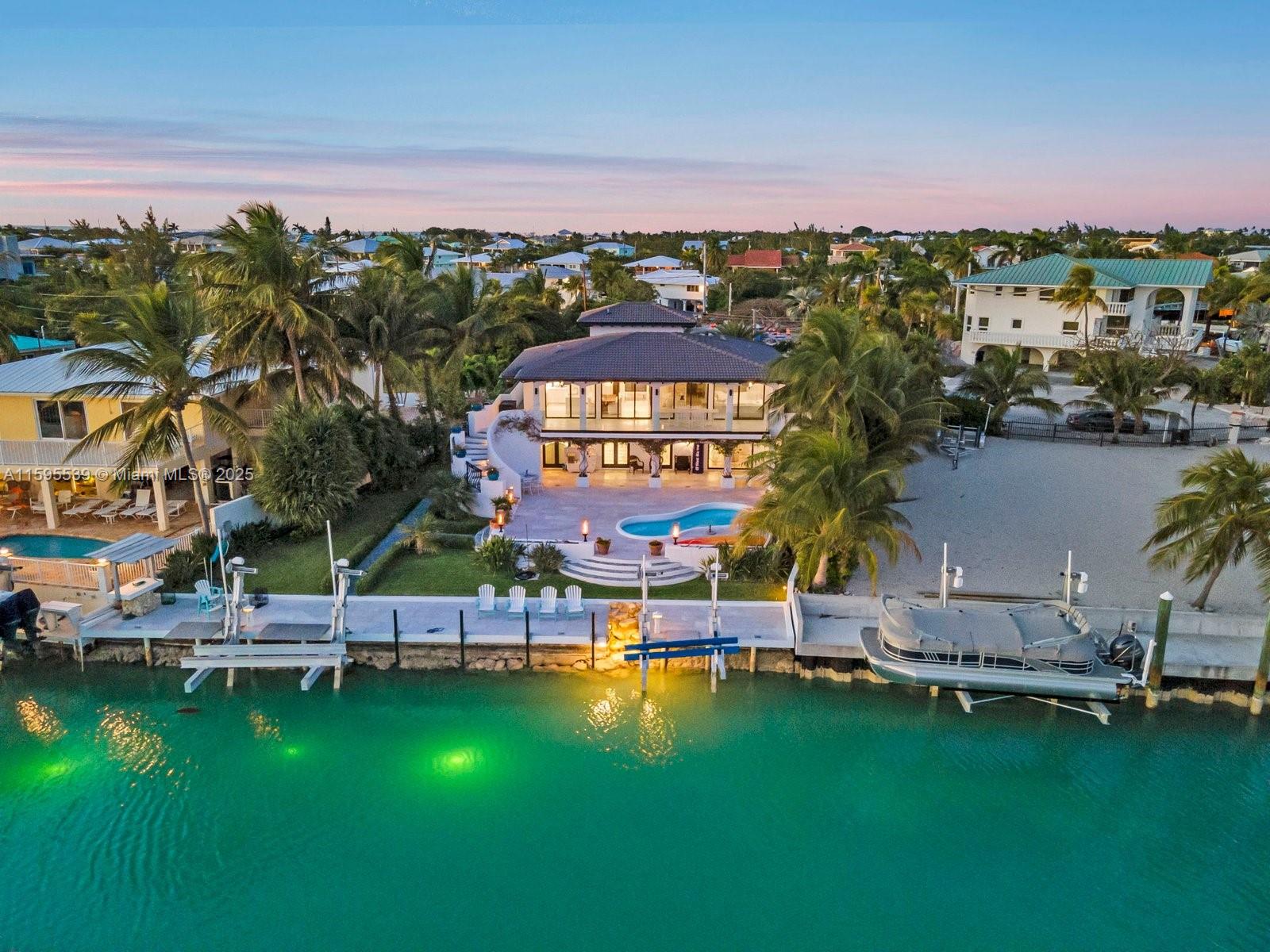 PLANTATION ISLAND - Residential