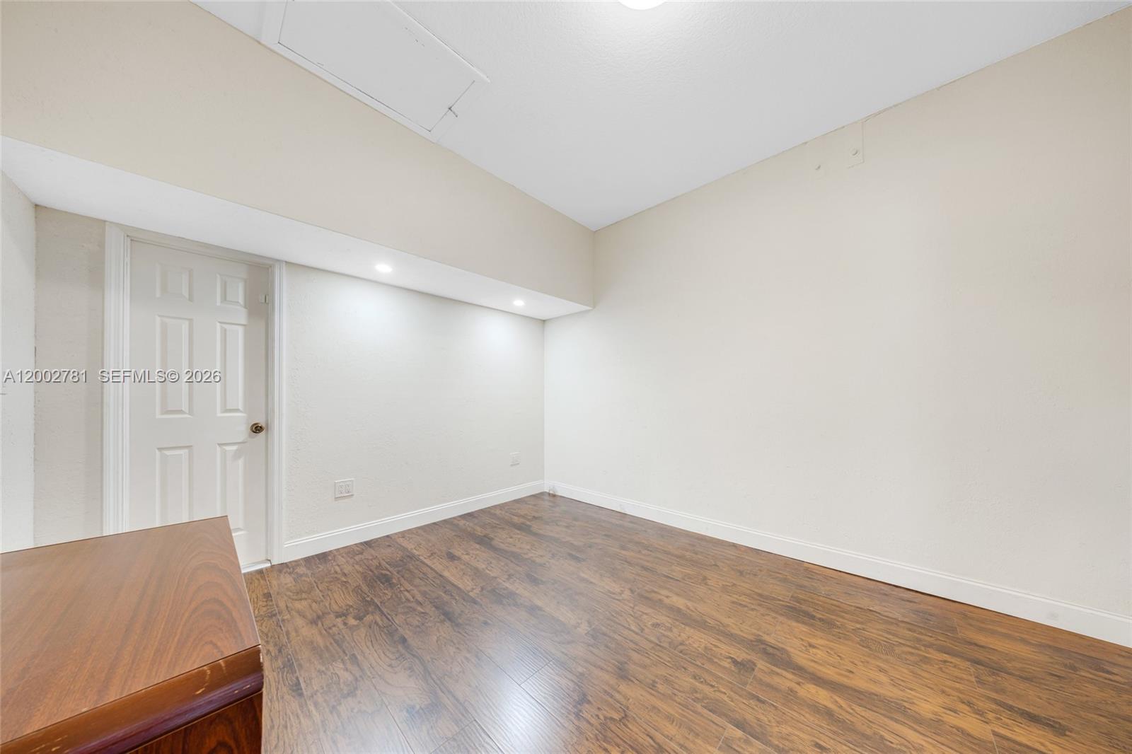 SPANISH LAKES 2ND ADDN - Residential