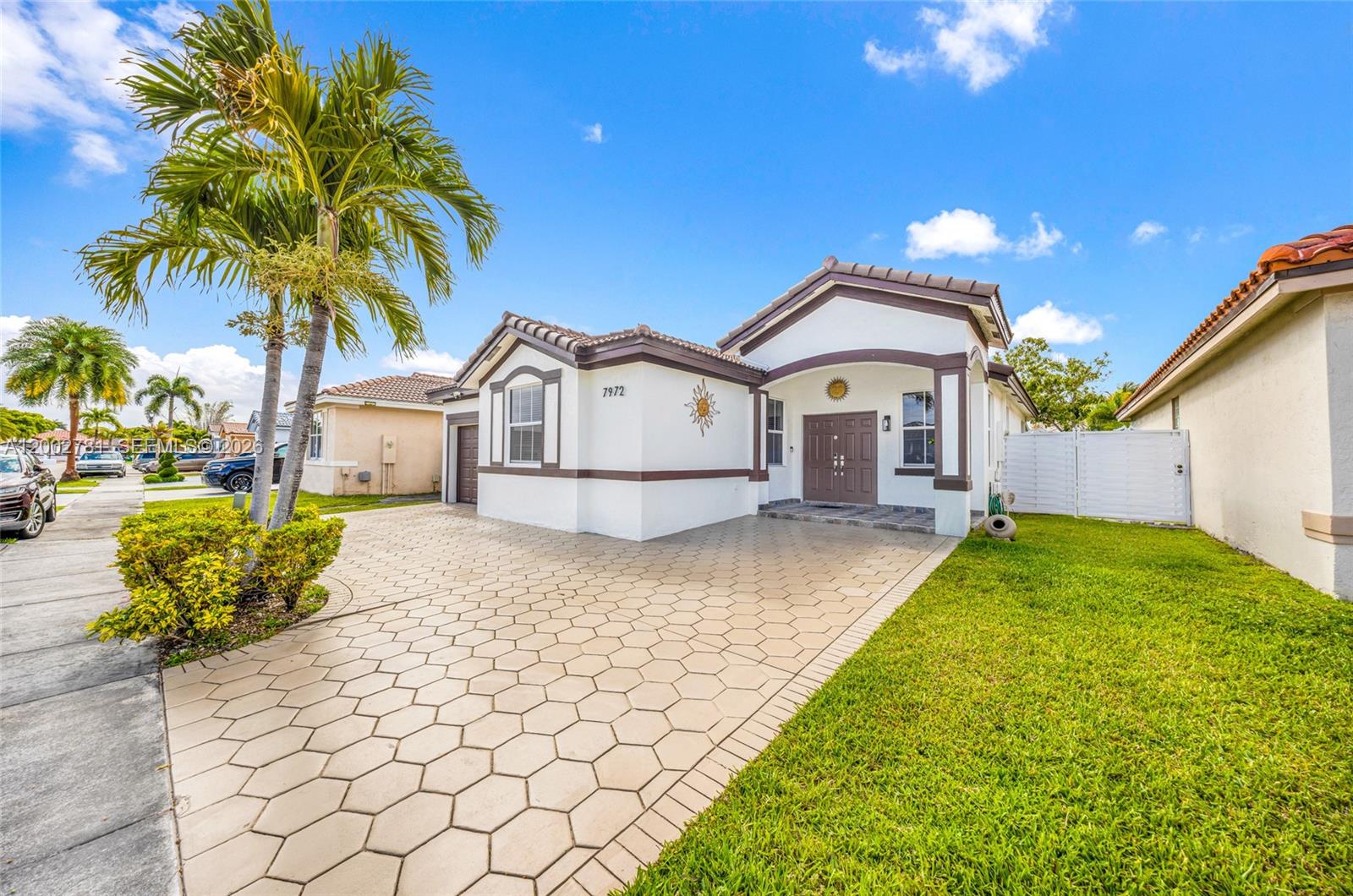 SPANISH LAKES 2ND ADDN - Residential