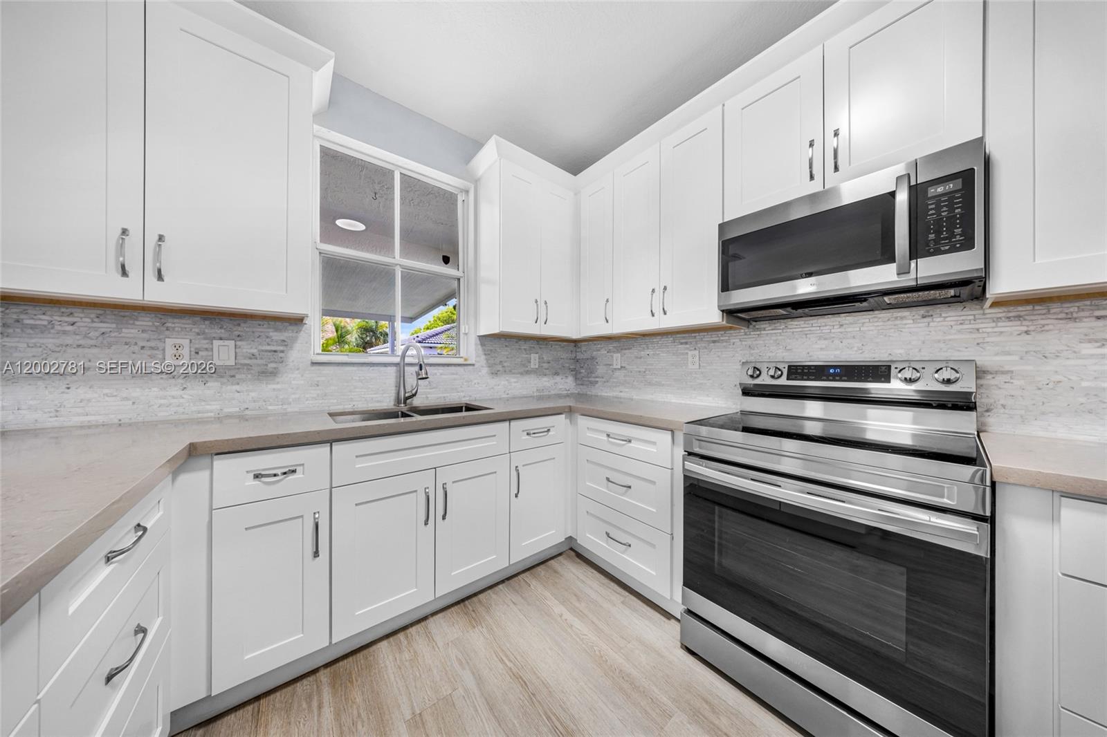 SPANISH LAKES 2ND ADDN - Residential