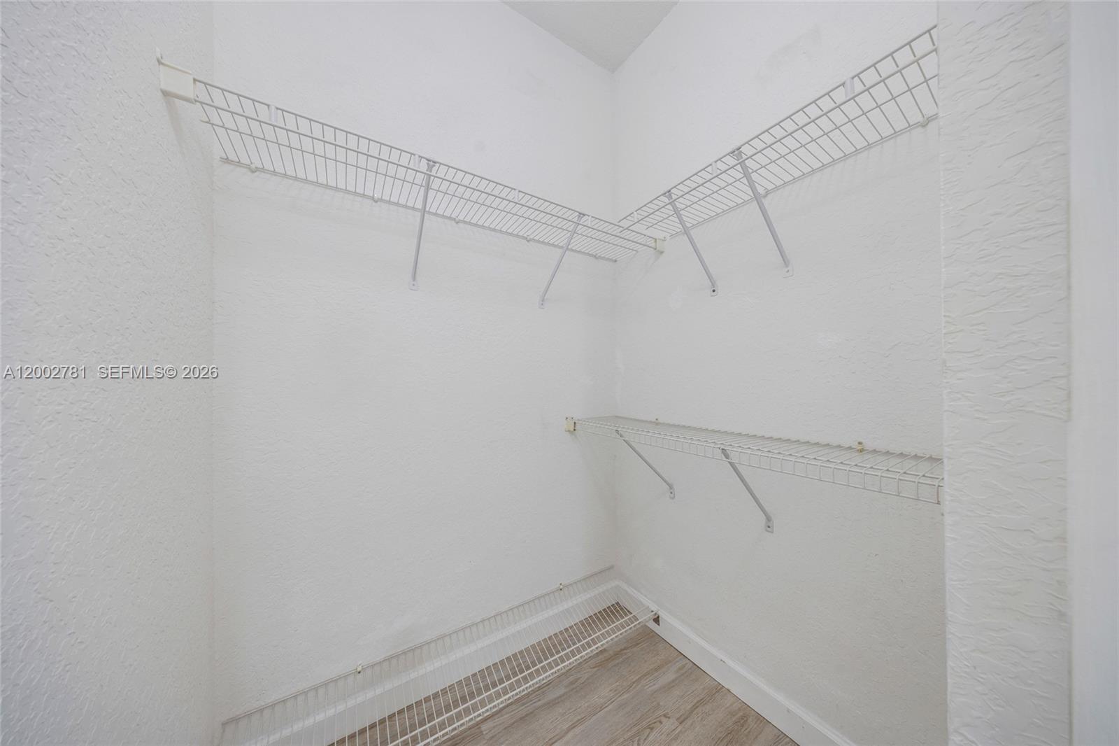 SPANISH LAKES 2ND ADDN - Residential