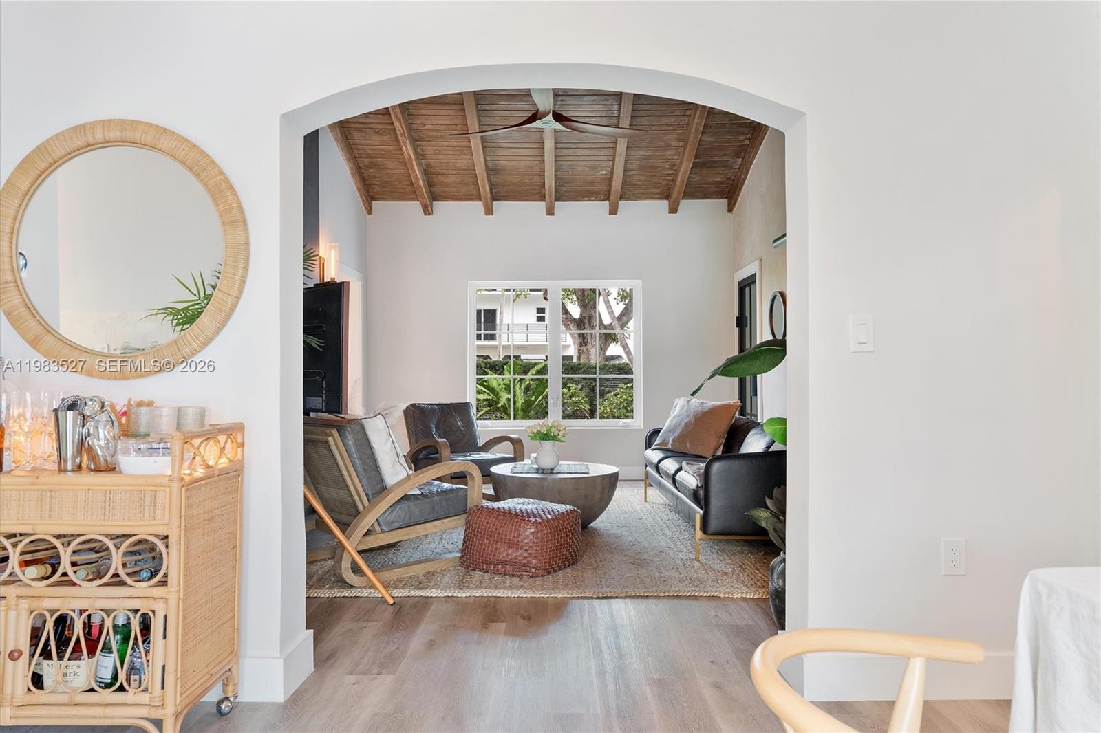 LENOX VILLAS CONDO - Residential Lease