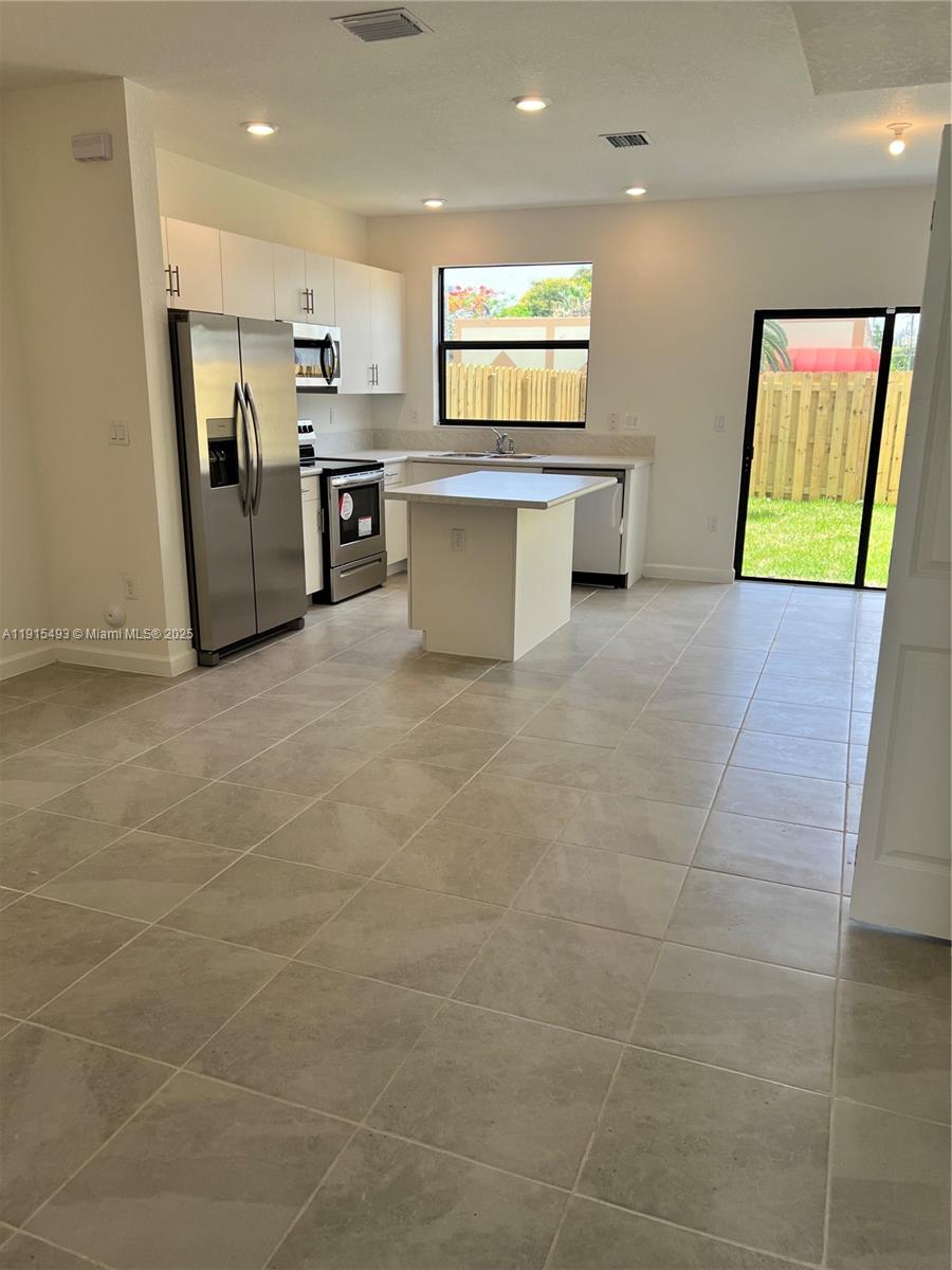 Pine Isle - Residential Lease