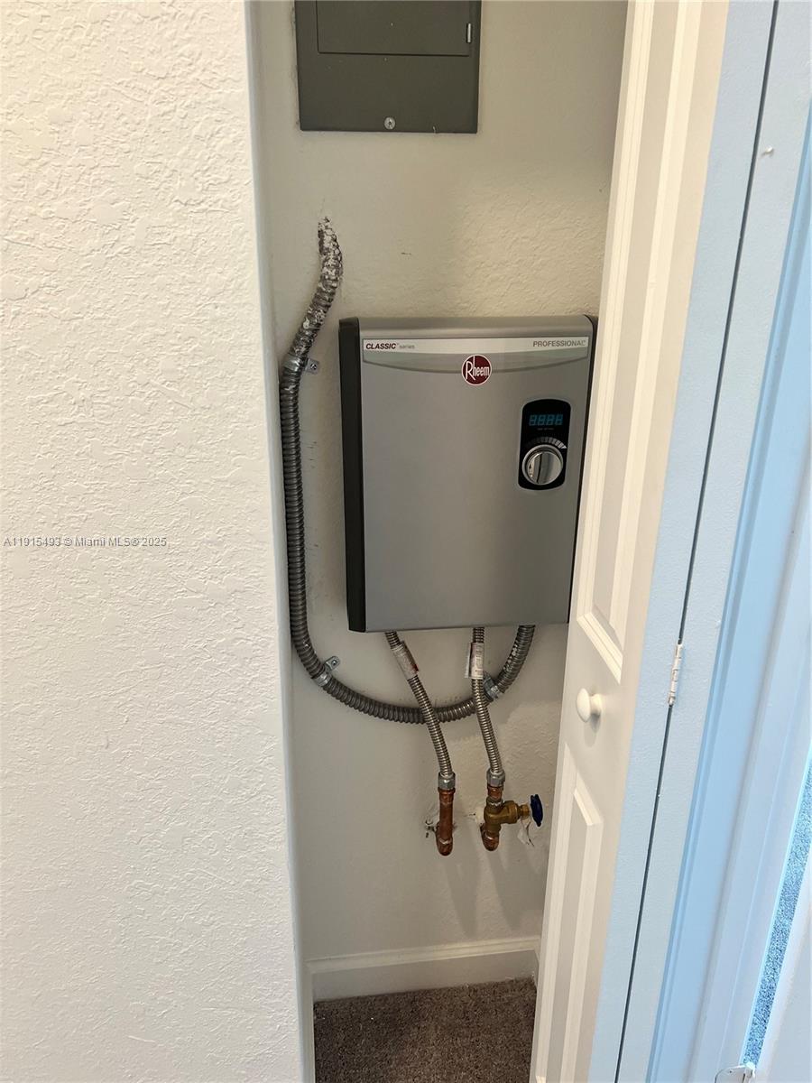 Pine Isle - Residential Lease